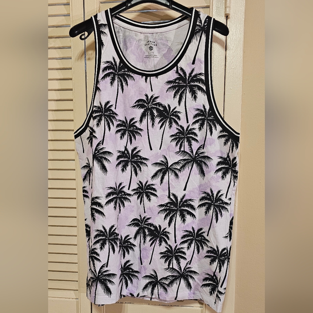 Urban Heritage Tank Muscle  Tee Men's  Large Palm Beach Wear   V-BL